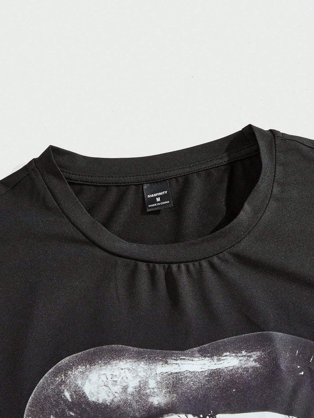 Manfinity VCAY 1Pc Men Y2K Funny Casual Oversize High Street Vintage Style Creative Lips Angel Madonna Oil Painting Print Black Knitted T-Shirt, Summer